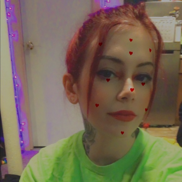 Meet your Posher, Brittany - Picture 1 of 1